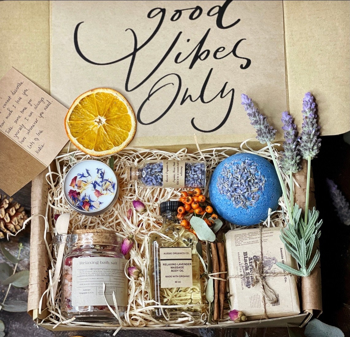 PERSONALIZED SPA GIFT BOX- BLISSFUL RETREAT