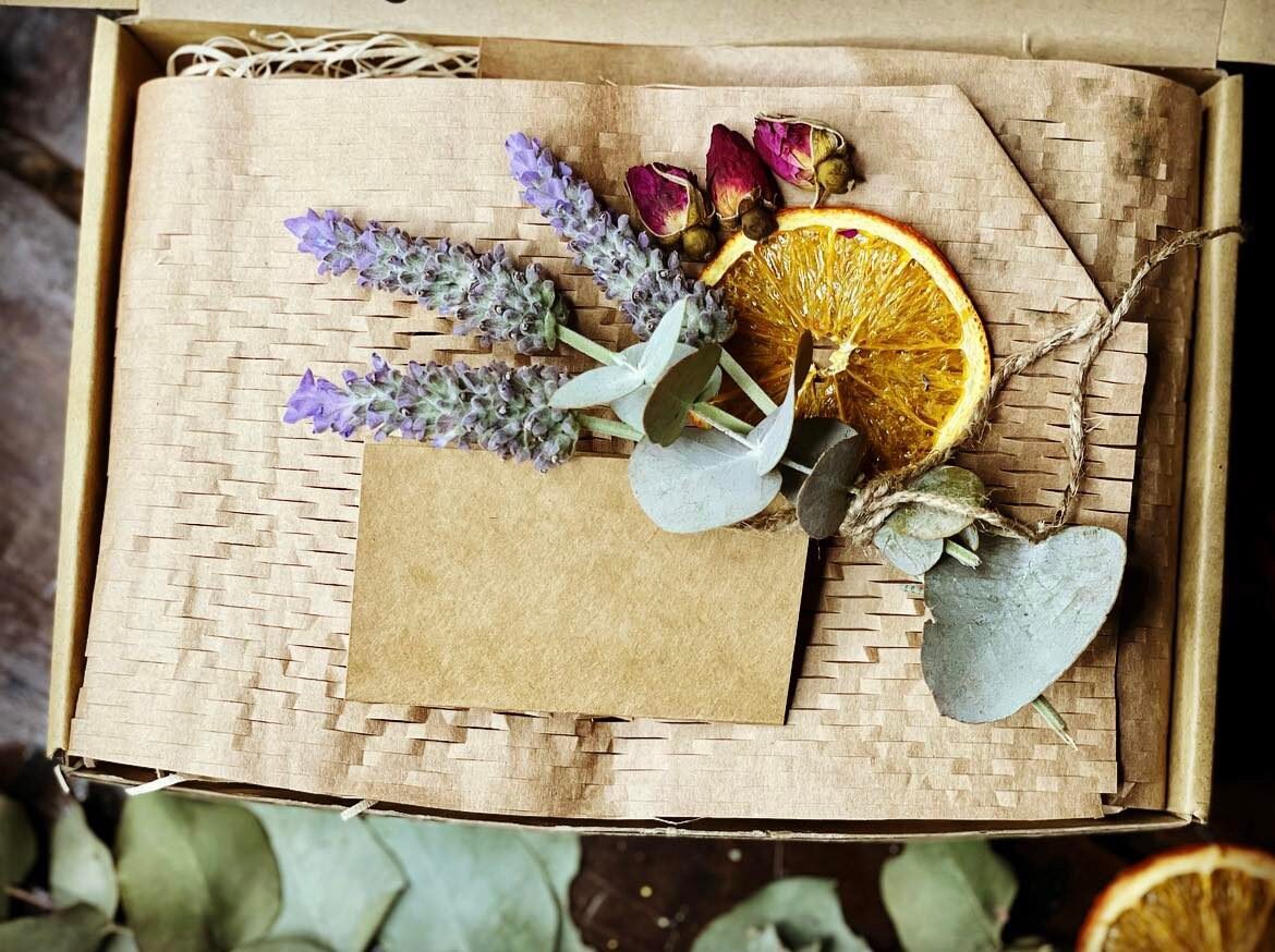 GET WELL SOON PAMPER GIFT BOX- BLISSFUL RETREAT