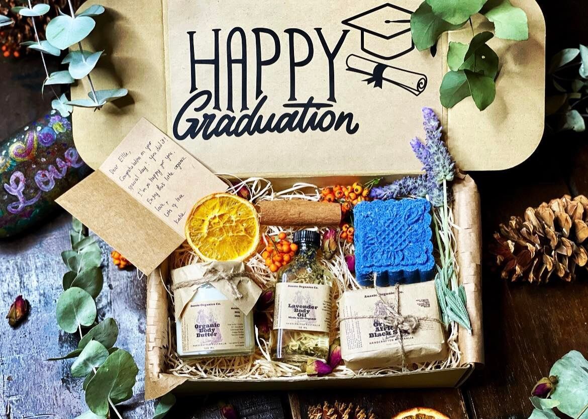 GRADUATION SPA GIFT BOX