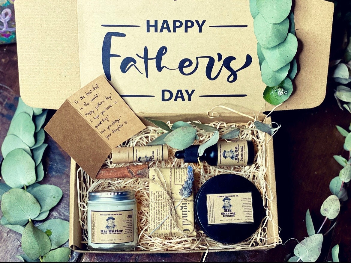 PERSONALISED FATHER'S DAY SELF CARE GIFT BOX