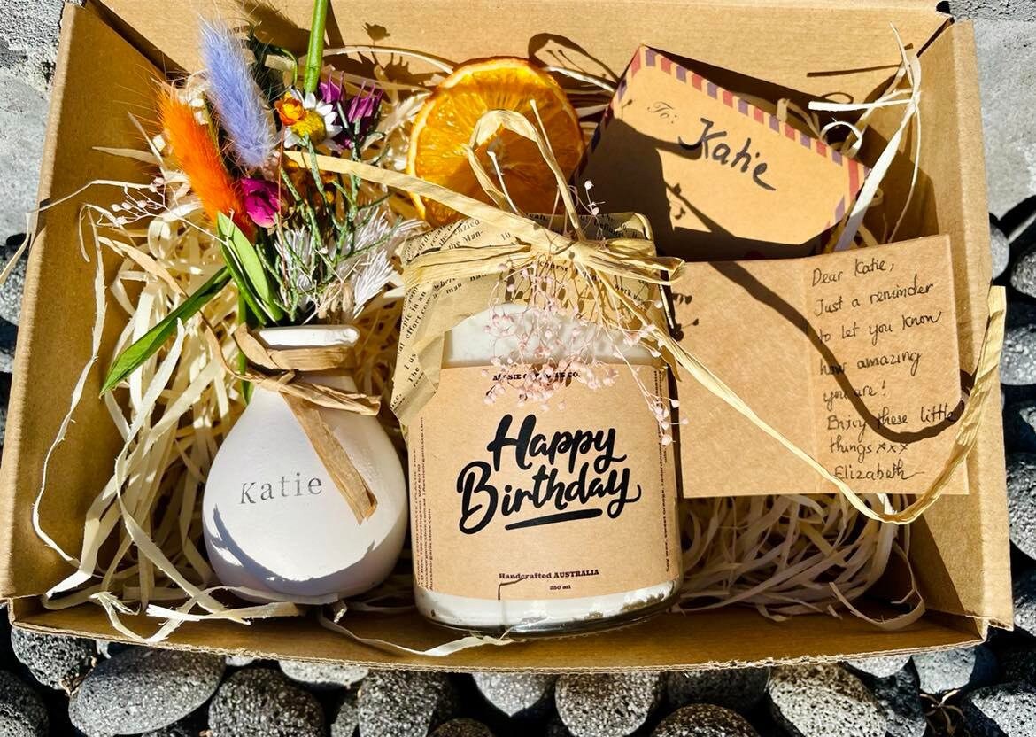 PERSONALISED BIRTHDAY SPA GIFT WITH FLOWER